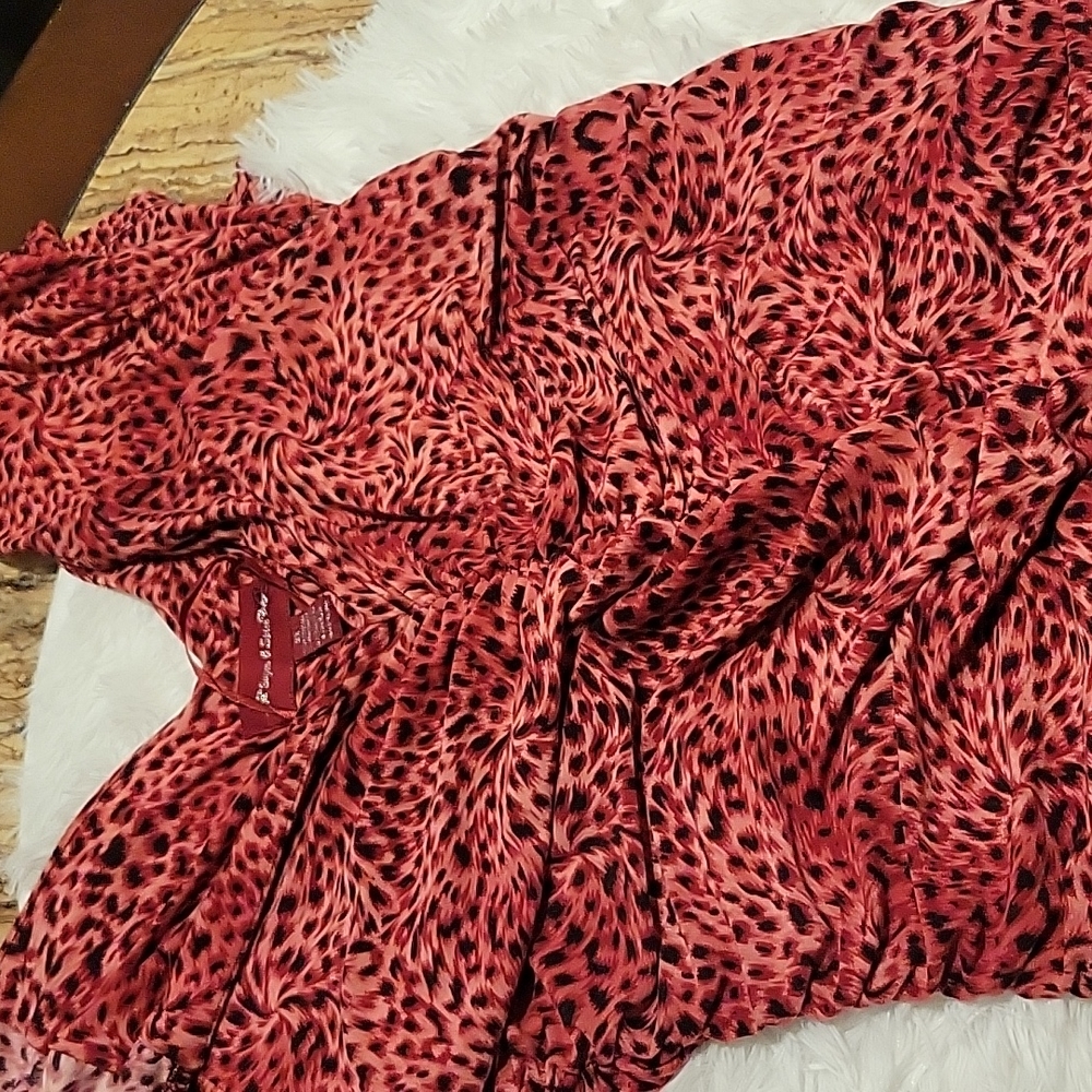 Dress - Picture 2 of 4